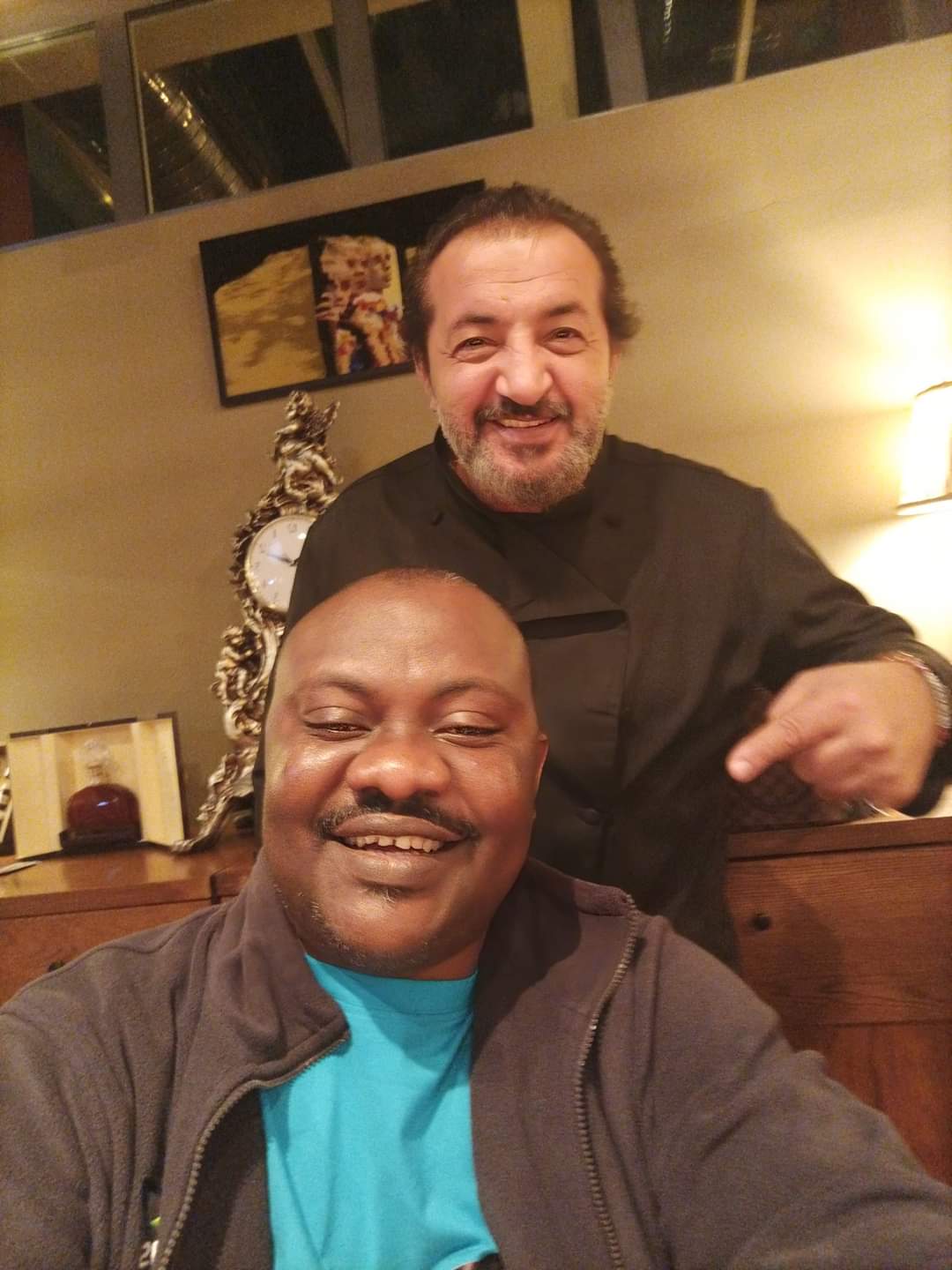 Serge Ondobo et les Jeunes Patriotes Panafricains soutiennent la réélection du Président Paul BIYA